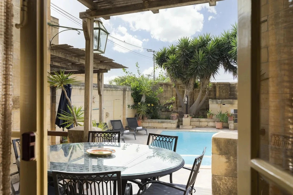 Tal-Kitarra Villa