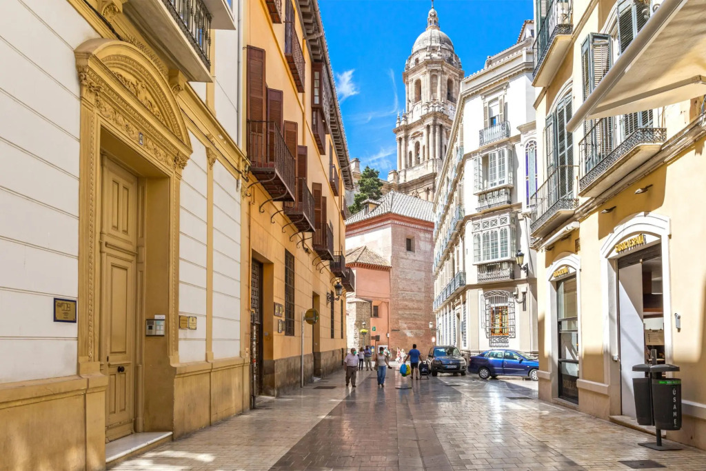 Luxury 2BD apartment in old town Malaga. San Agustin II