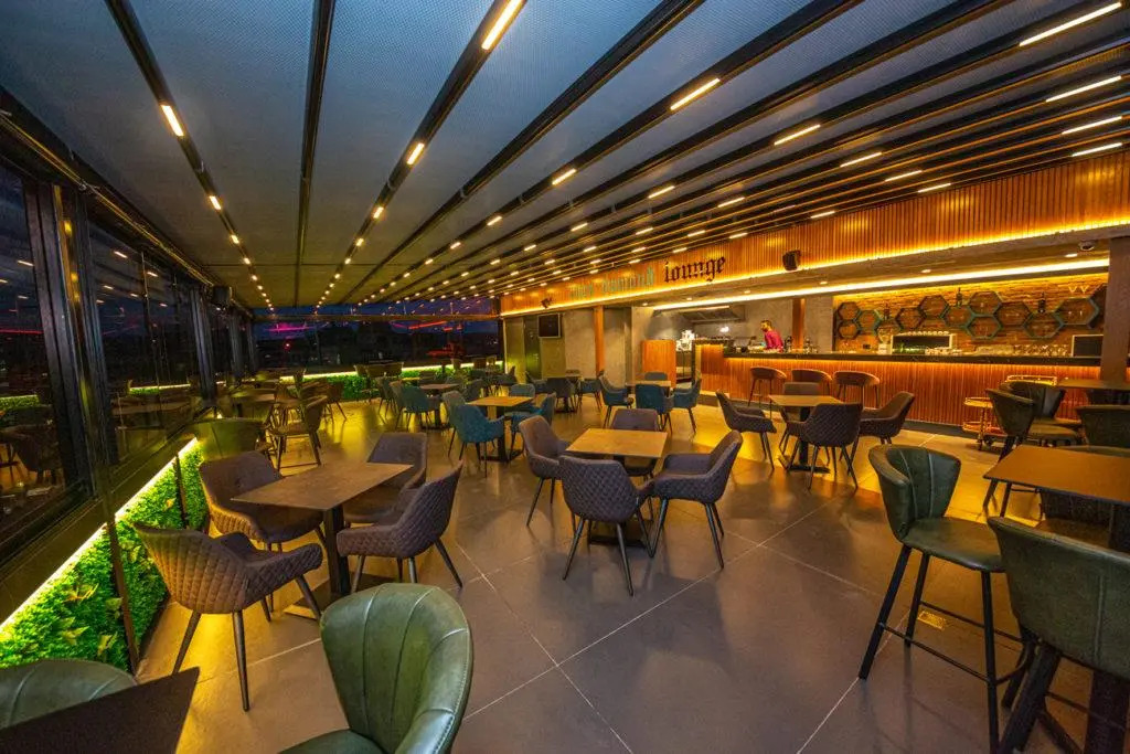 Black Diamond Hotel