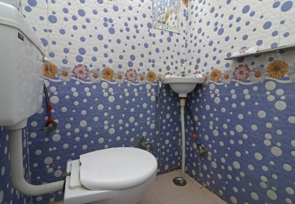 Hotel Satellite And Restaurant By OYO Rooms