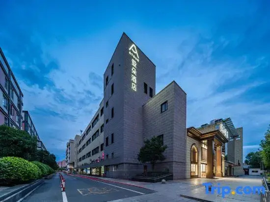Atour Hotel