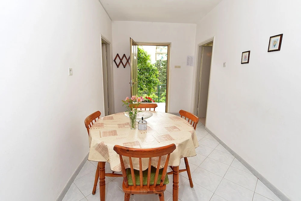 Apartment near the sea 650