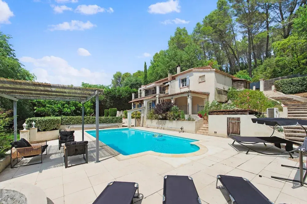 Villa in Flayosc with Private Pool