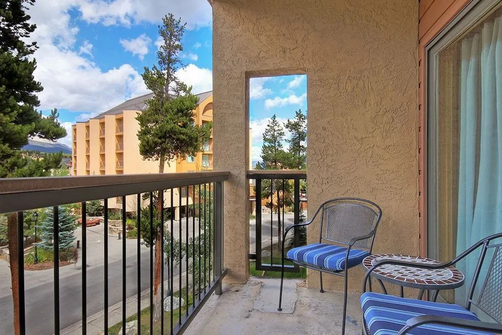 Mountainwood 301 2 Bedrooms 2 Bathrooms Condo