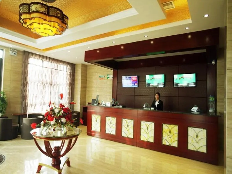 Greentree Hotel Yichuan Branch