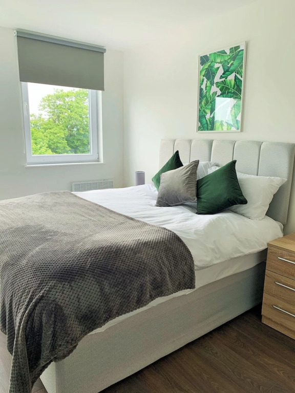 Top Floor - Serviced Apartments