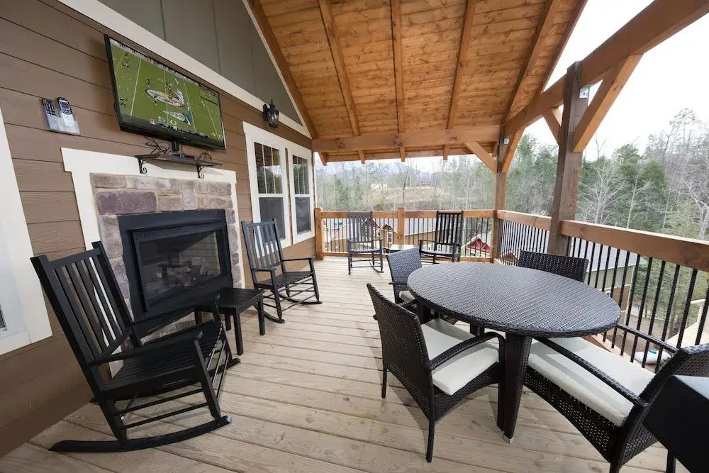 Firefly Nights 5 Bedrooms 5 Bathrooms Cabin