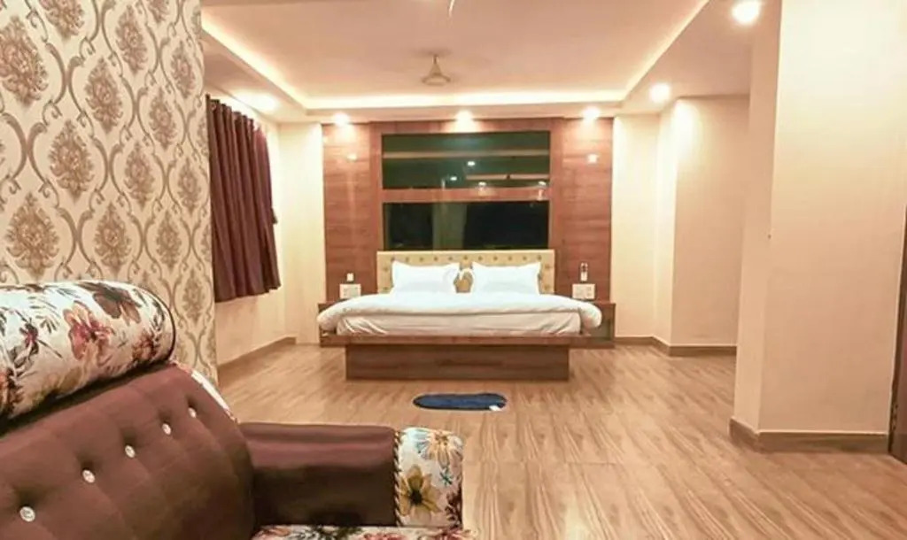 FabHotel Green I
