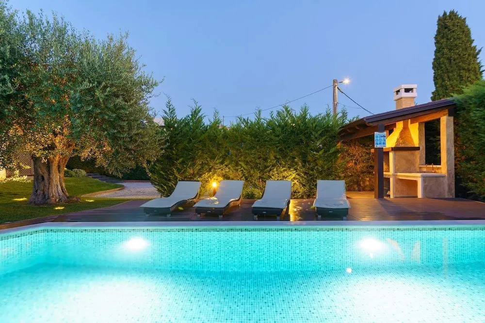 Villa Maron