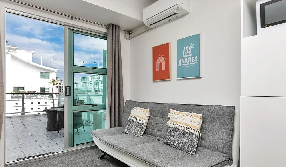 QV CBD Studio with Huge Deck - 960
