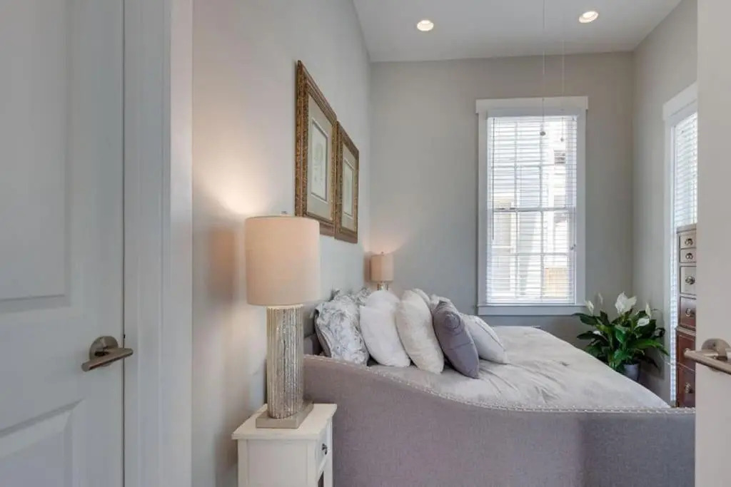 111 Waldburg street Beautifully Renovated Historic 5 bedroom 5 bath