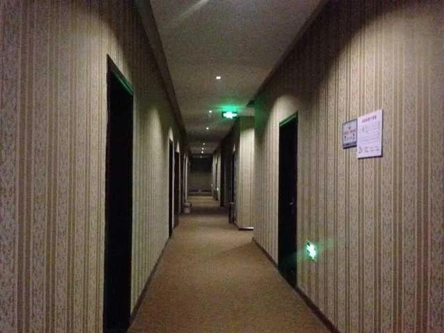 Chenyu Shangwu Hotel