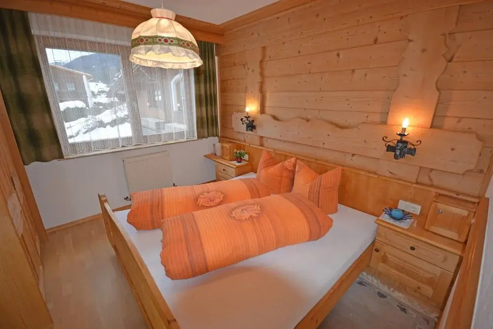 Apartment in Pitztal With Mountain Views