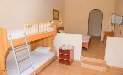 Finikas Apartments