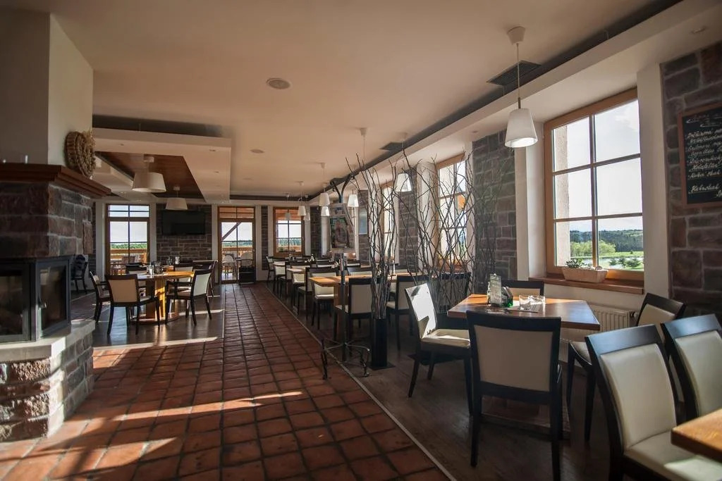 Hotel Krušnohorský Dvůr
