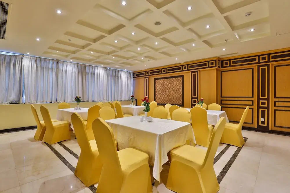 OYO 418 Hotel Manazil Al Hour 2