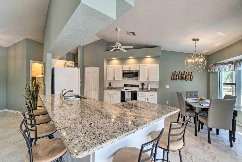 Modern House < 5 Miles to Port Charlotte Beach!