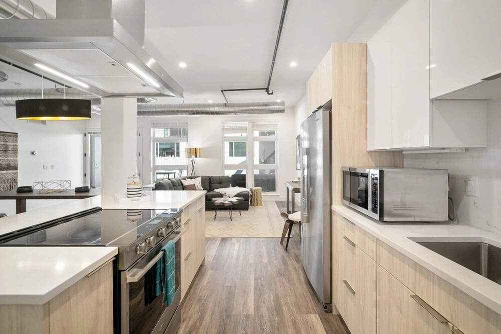 Rino Art Lofts - Urban Cowboy Loft with Skyline Views