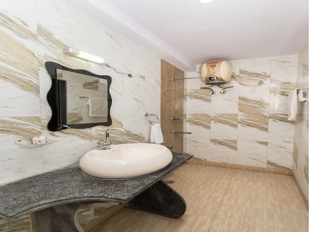DK Inn by OYO Rooms