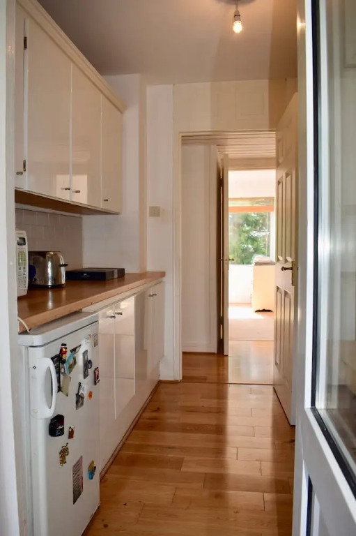 2 Bedroom Apartment Close to City Centre