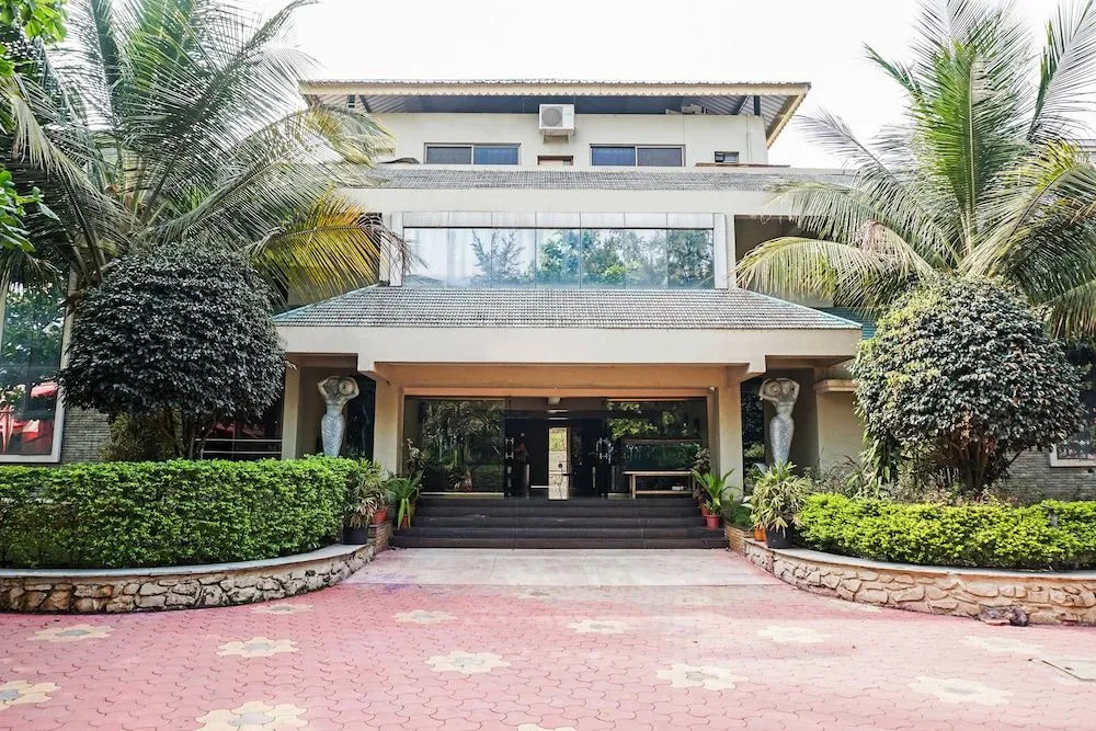 OYO 24344 Aquarius Resort