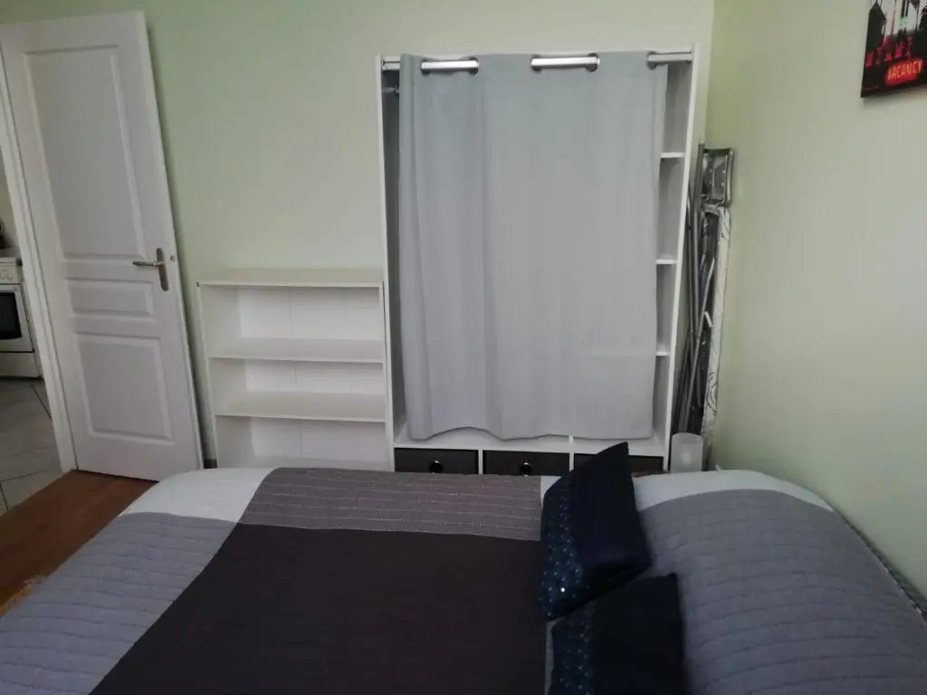 Appartement 4 personnes hyper centre en vieille ville au pied des remparts