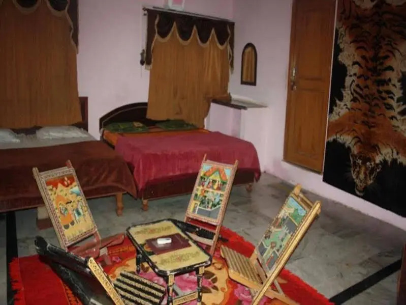 New Paradise Inn