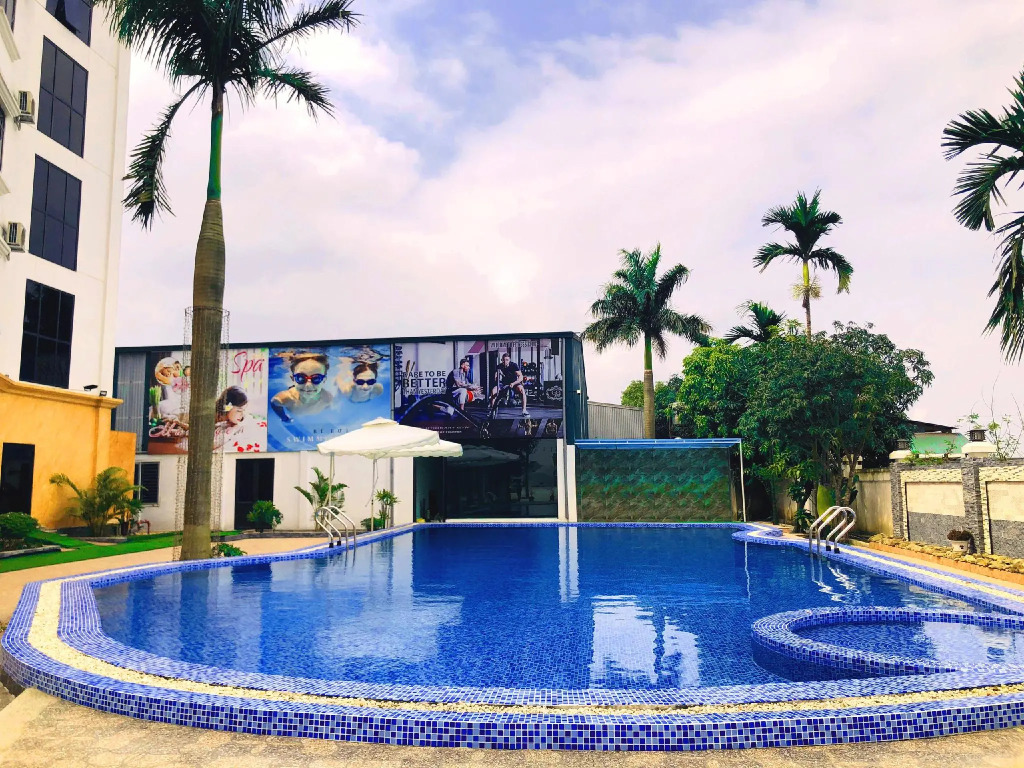 Thông Đỏ Hotel