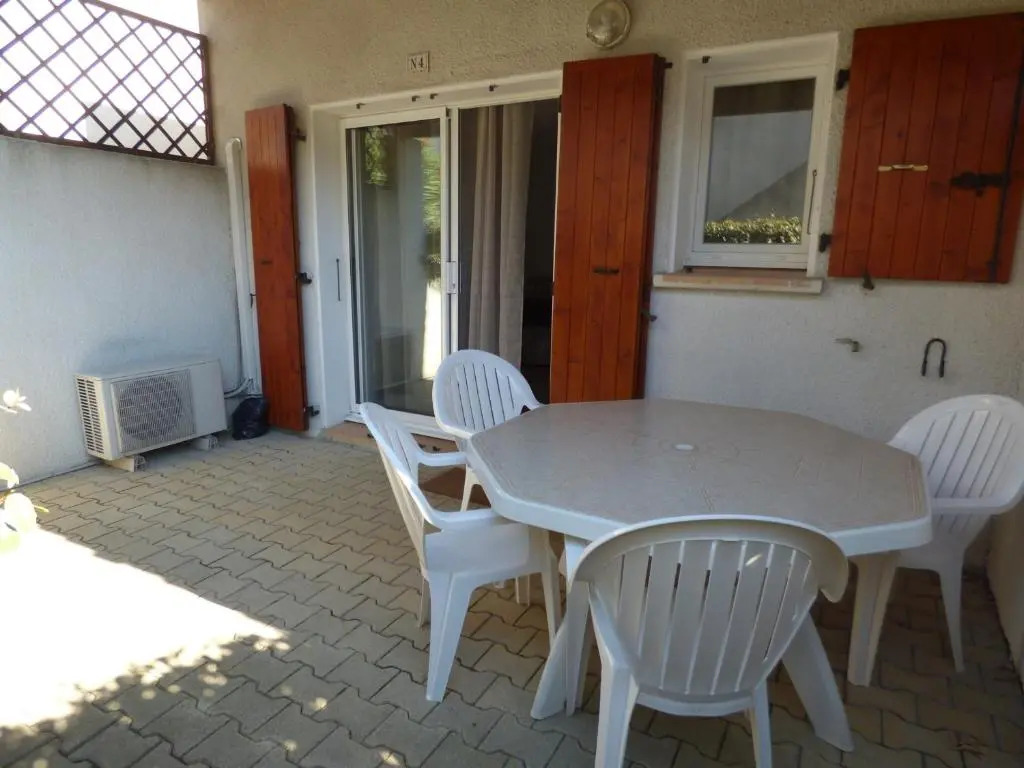 Appartement Saintes-Maries-de-la-Mer, 2 pièces, 4 personnes - FR-1-475-27