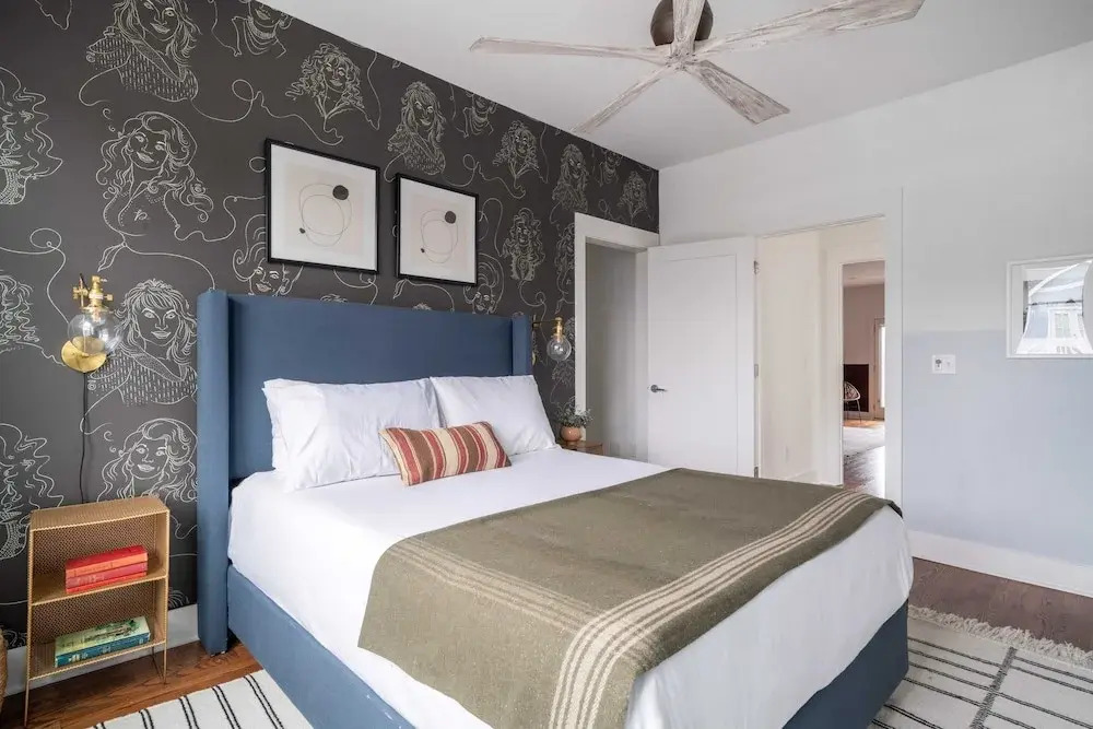 Sleeps 36 3 Townhomes, 12bdr, Mins to DT + Broadway Painted Ladies Nashville