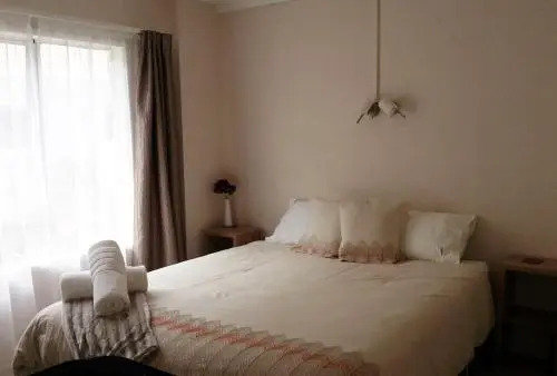 Esquire Motel
