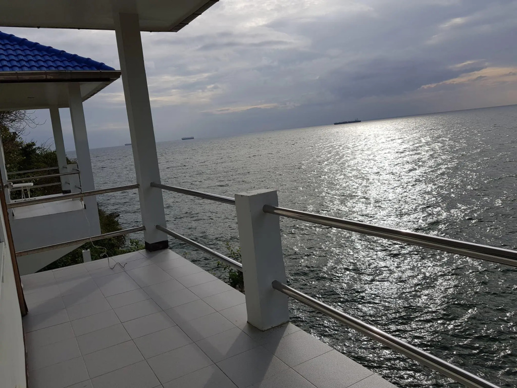 Koh Sichang Unseen