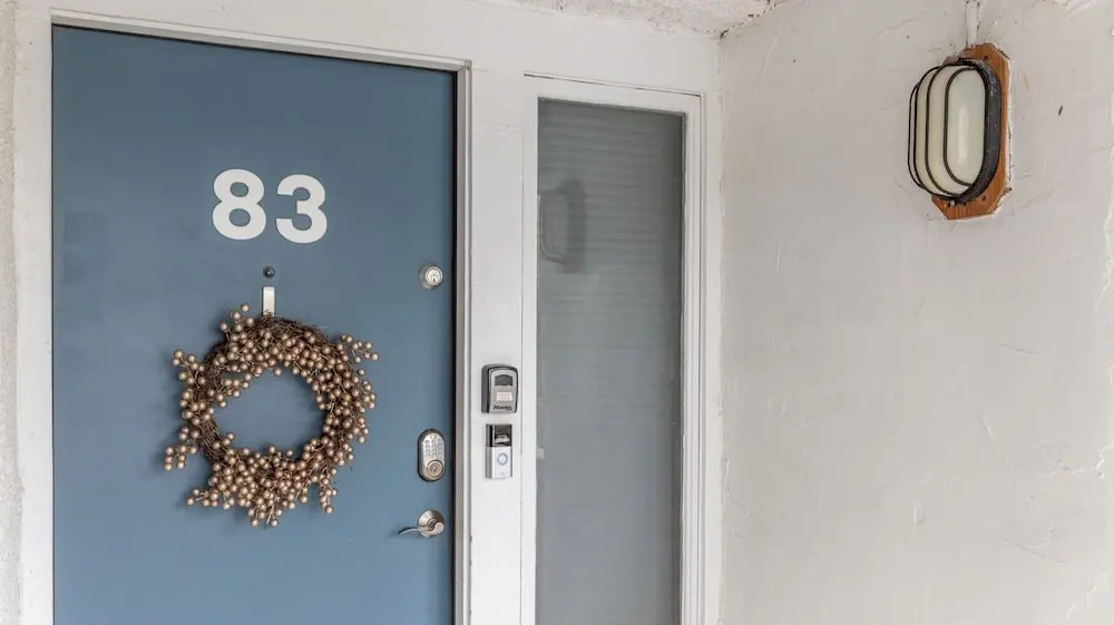 Bridges Circle 2 Bedroom Condo by RedAwning