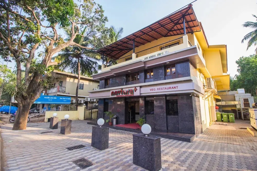 Oyo 11349 Home Sunny 2Bhk Siolim