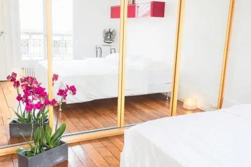 Luxury Apartment in Paris Center - Louvre Museum
