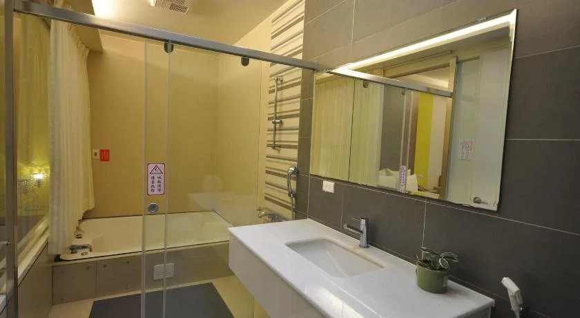 Yage Hotspring House