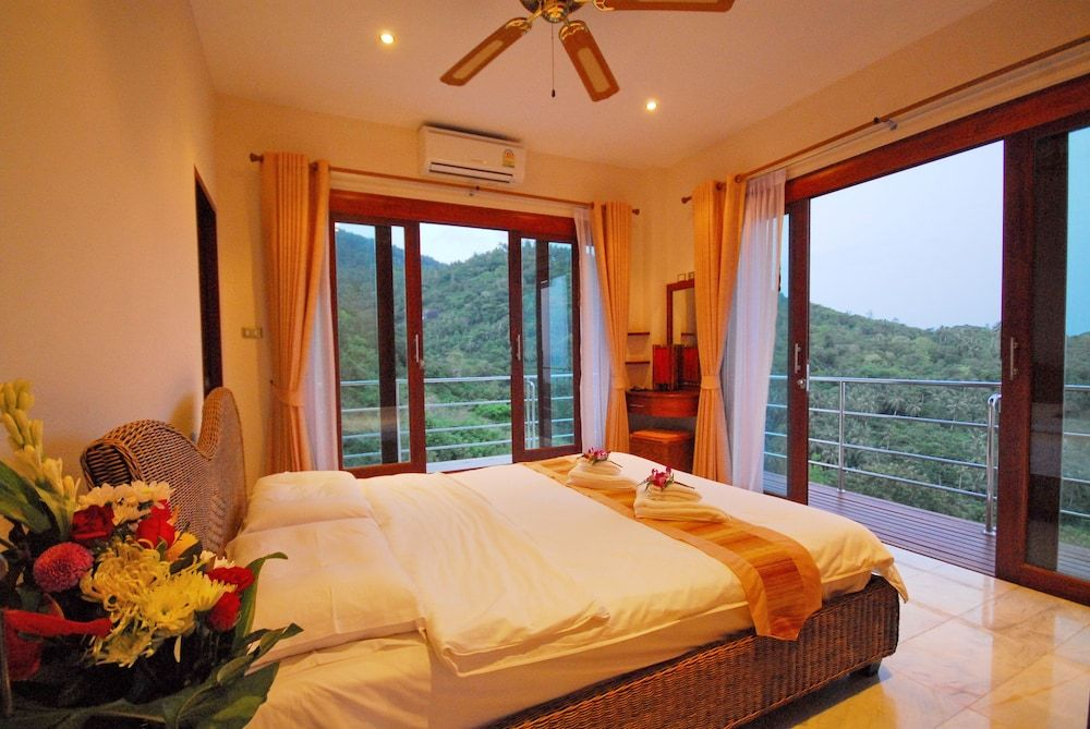 Tropical Villa 3