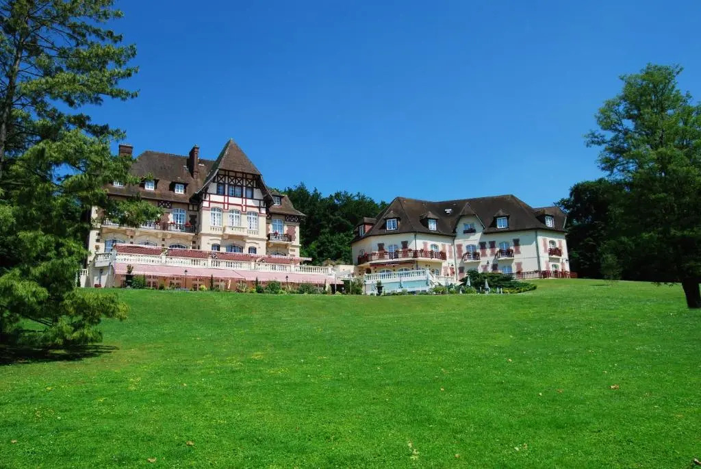 Le Château de la Tour