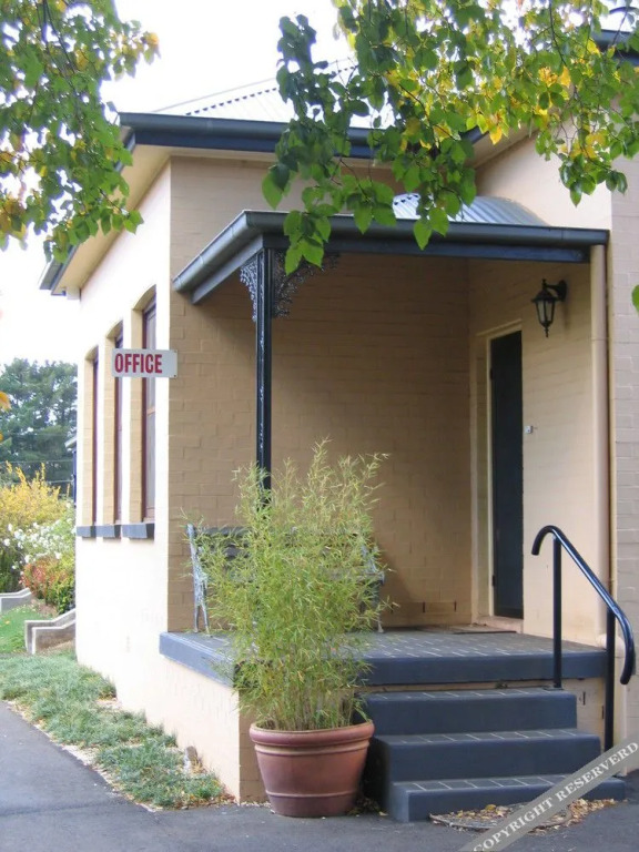 Melview Greens - Two-Bedroom Apartment