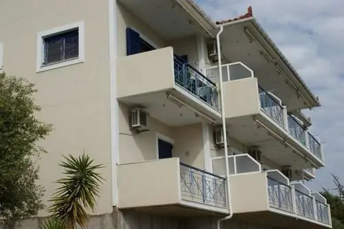 Grandma Athinas House