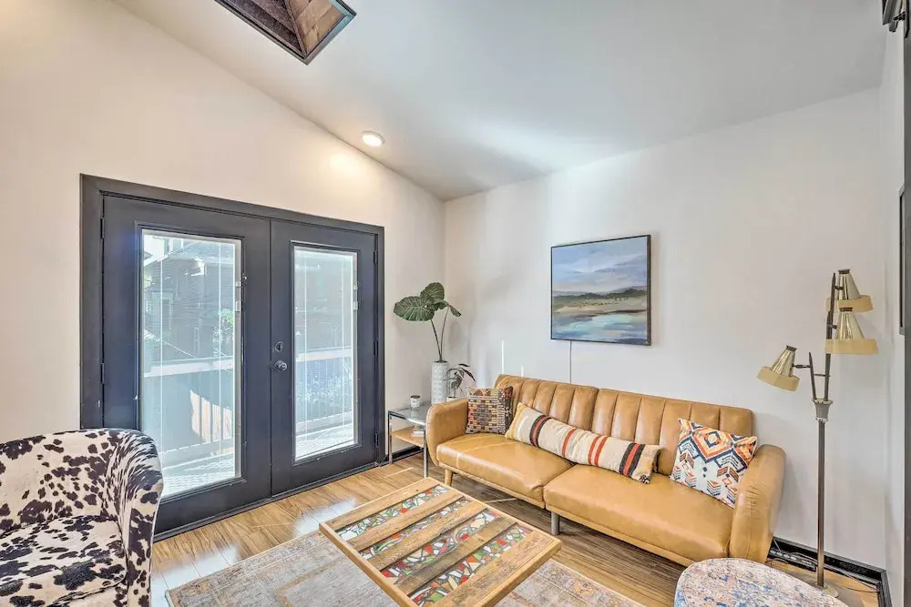 Modern Louisville Apartment w/ Furnished Deck