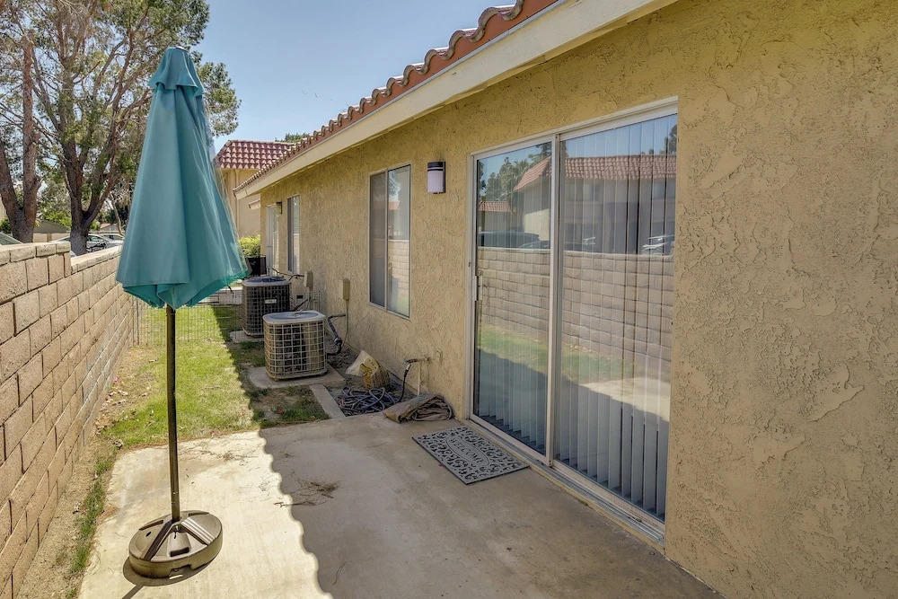 2 Mi to Coachella & Stagecoach: Condo w/ Pool