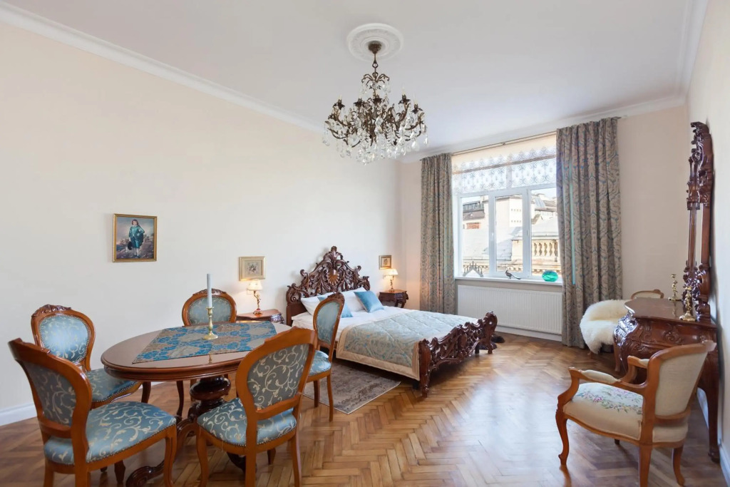 LUXOVSKI apartment