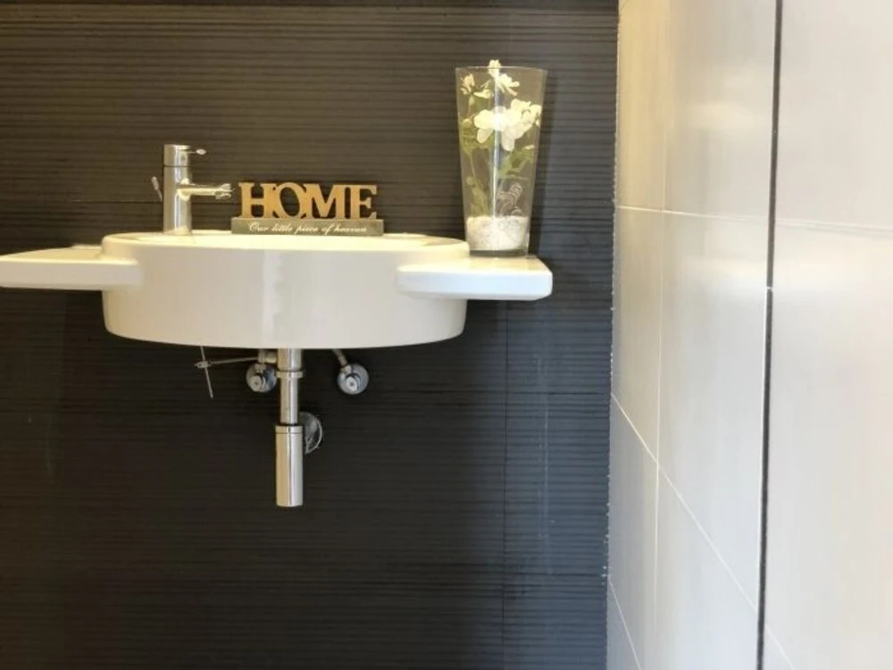 T&H Llevant Family Apartment