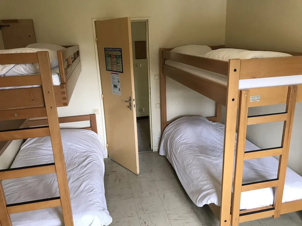 CRJS et Auberge de Jeunesse - Hostel