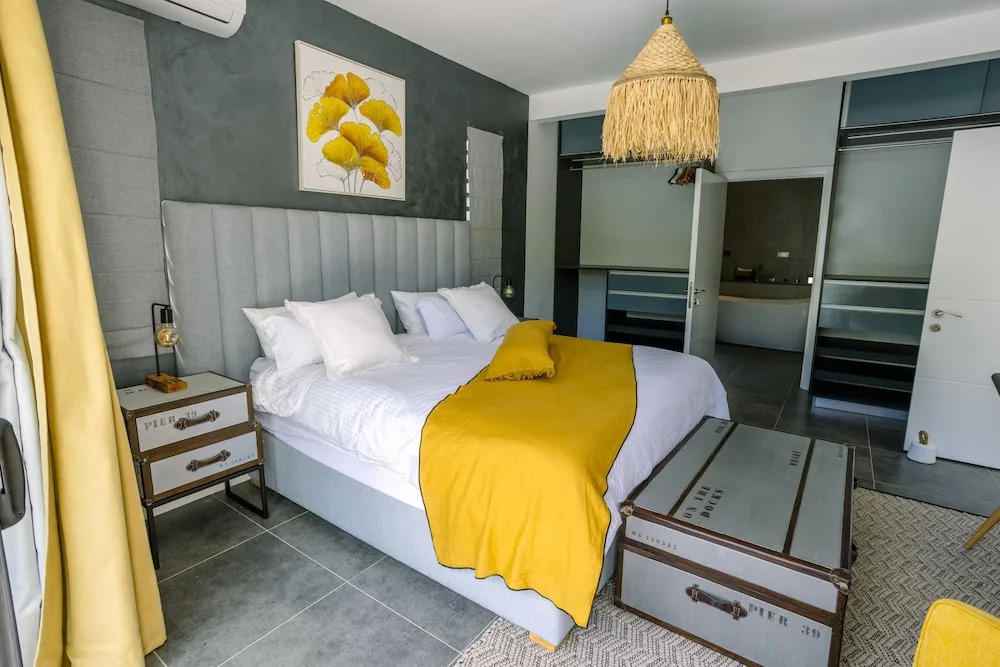 Pearl Villa