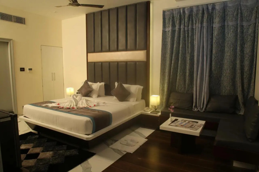 PARK SIGNATURE HOTELS - Royal Benza