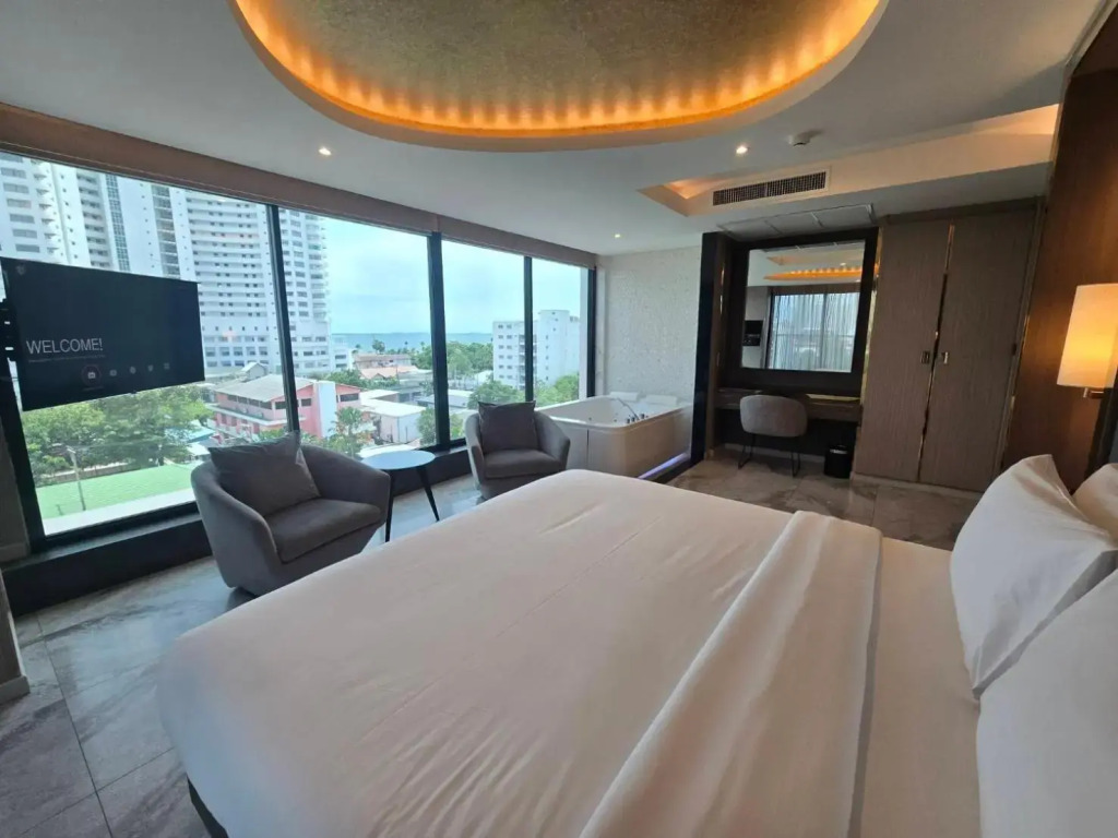 THE TJ HOTEL Pattaya