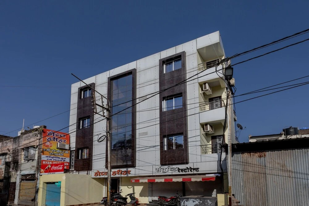 OYO 29831 Hotel Harihar