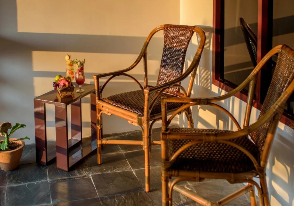 The Mandolis Hotel